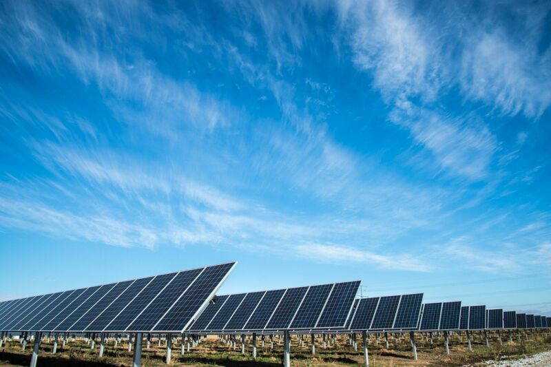 solar-panels-8344199_1280 solar-panels-8344199_1280